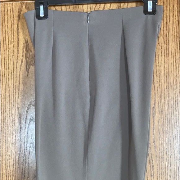 Pants - Picture 3 of 4